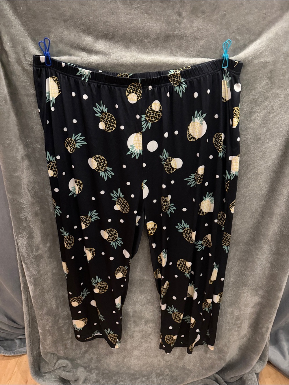 SHEIN Black Pineapple Print Pajama Pants